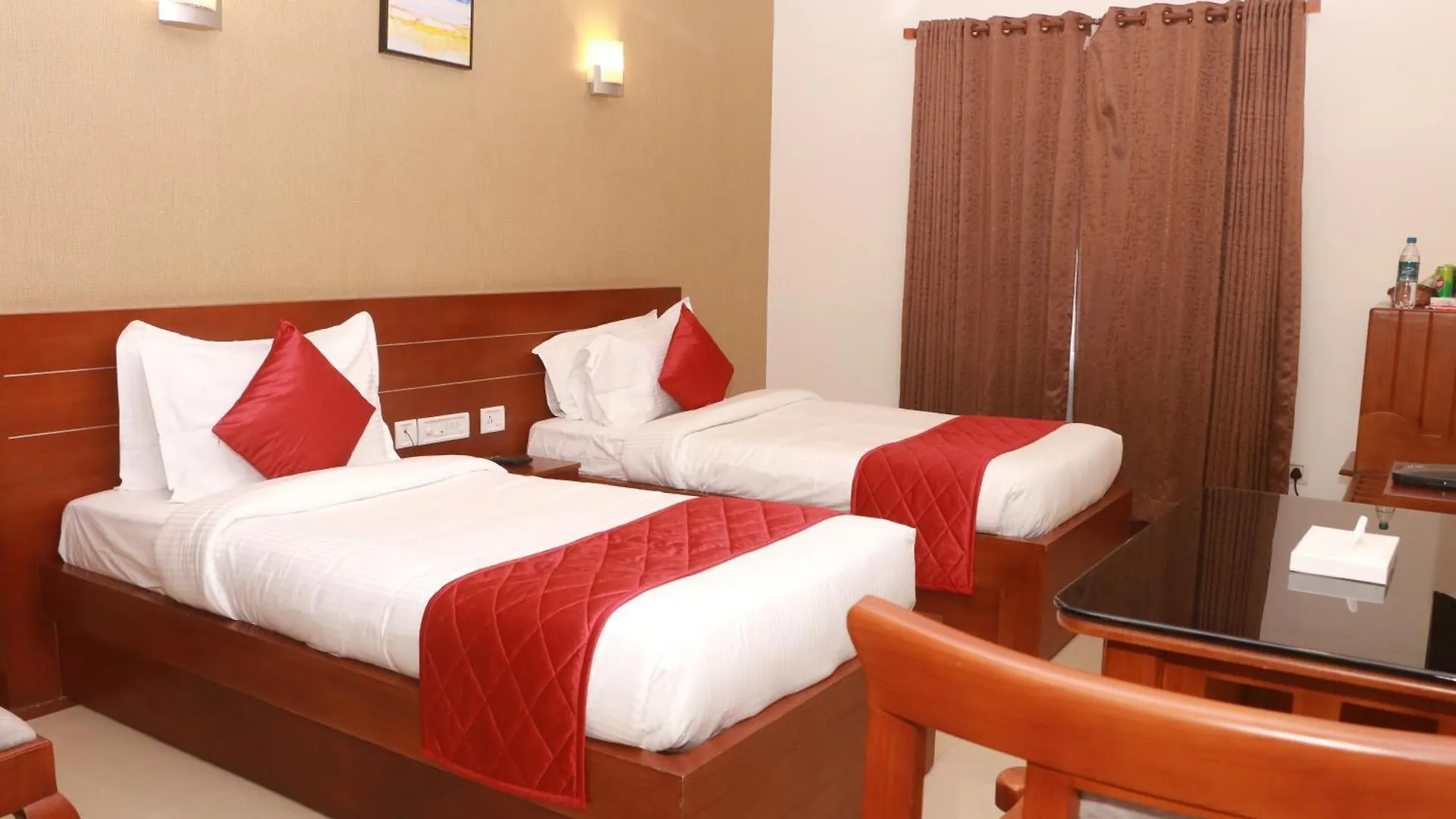 Hotel Keerthi Regency Vayalār Ινδία